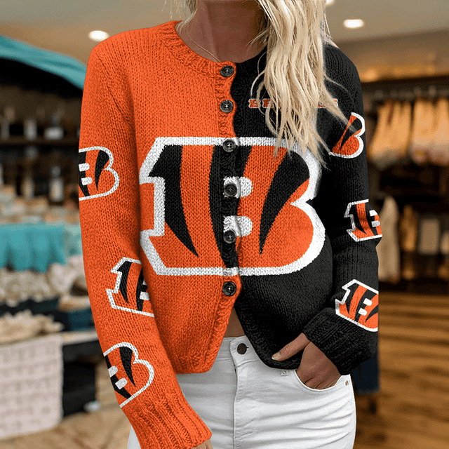 CCBG CARDIGAN SWEATSHIRT WITH BUTTON DAT
